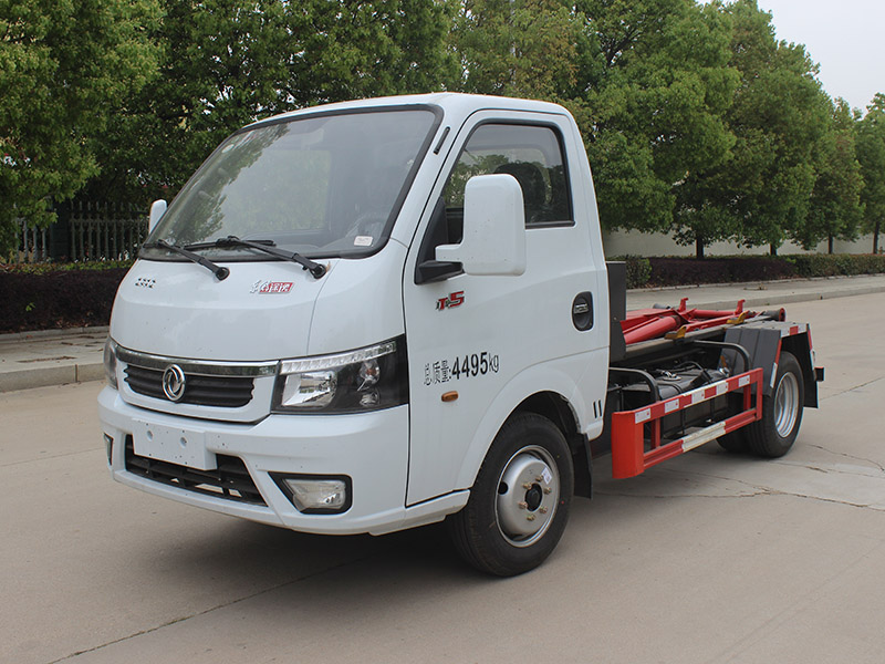 東風(fēng)柴油途逸SCS5041ZXXEQDC6車(chē)廂可卸式垃圾車(chē)
