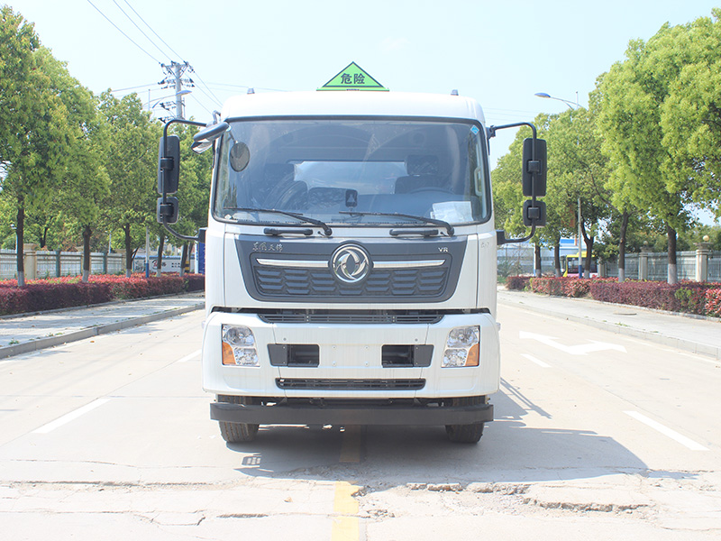 東風天錦10.1立方SCS5181GFWDFH6腐蝕性物品罐式運輸車