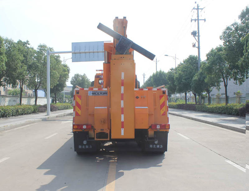 潤知星牌SCS5532TQZSX6型清障車