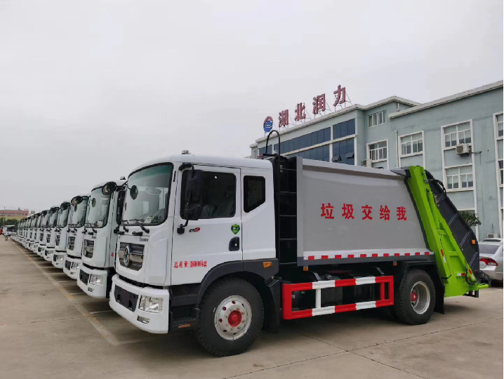 湖北潤力垃圾車發車案例